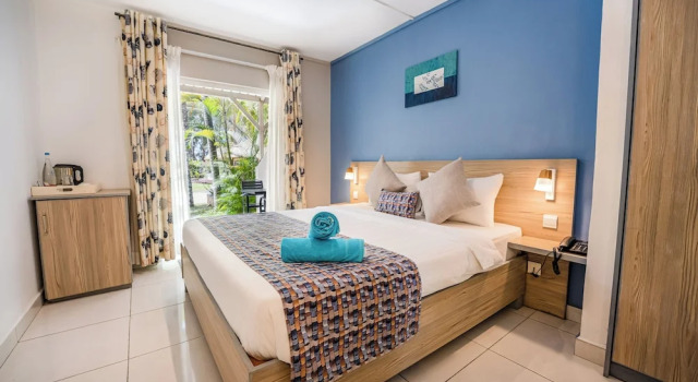 Номер Deluxe Le Grand Bleu Hotel