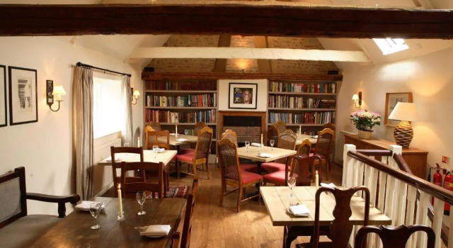 The Crown Inn, Prenota Hotel East Rudham Norfolk