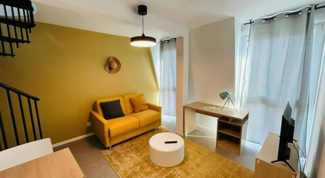 We Live In R - Duplex 503, Rezerwuj Apartament Reims Champagne