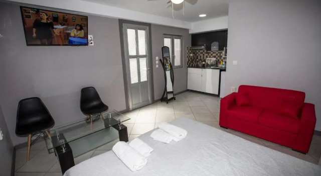 Trendy Living in Monastiraki, Забронировать Отель Афины Острова Саронического залива - Аттика, рядом с Холм Филопаппос