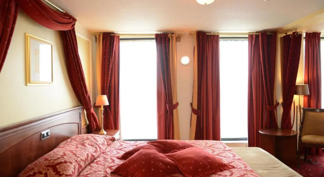 Полулюкс Amrâth Grand Hotel de l’Empereur