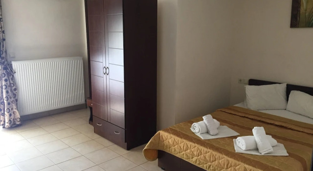 Hotel Viktoria, Book Hotel Paralia 