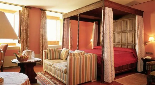 Номер Standard Parador de Cardona
