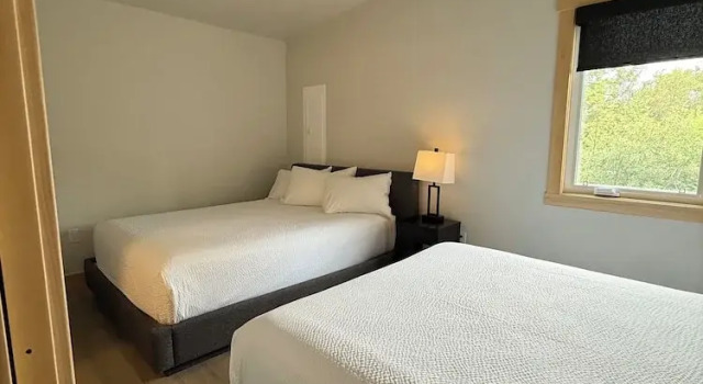 Коттедж Standard Royalty Maples Motel & Cottages