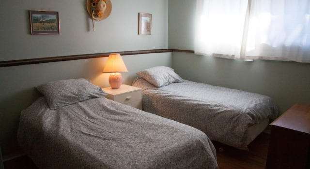Vineyard on the Lake - 4 Bedroom Villa, Book Villa Osoyoos Okanagan-Similkameen