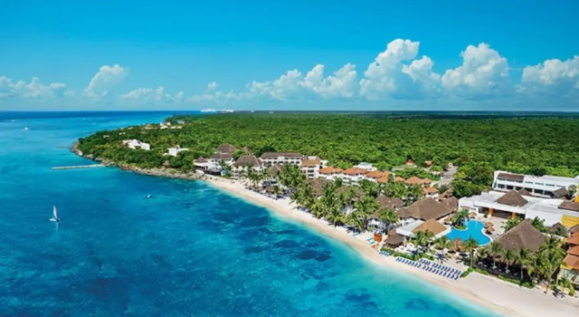 Łóżko w pokoju wieloosobowym Sunscape Sabor Cozumel - All Inclusive