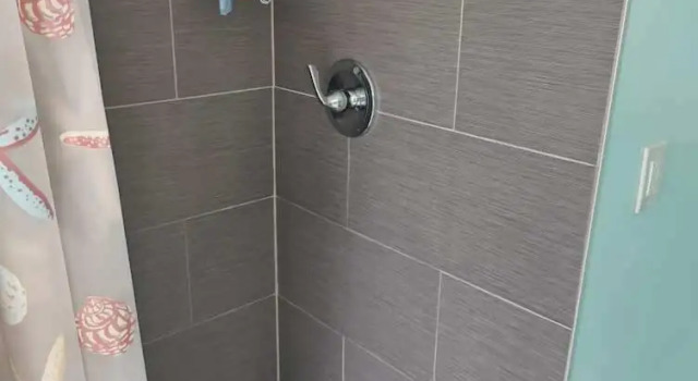 Коттедж Dolphins Vacation Rental