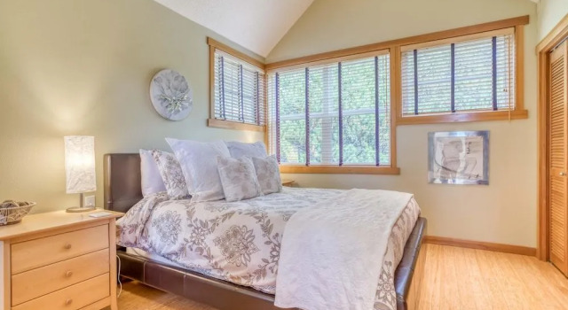 Barefoot Bungalow, Prenota Hotel Pacific City 