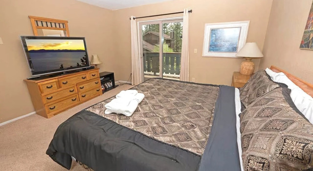 1233 Timber Lane 2 Bedroom Home