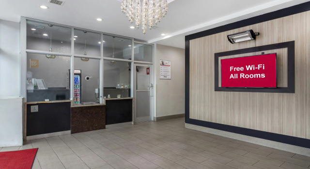 Red Roof Inn PLUS Brooklyn - Flatbush Ave, Забронировать Отель Отели Нью-Йоркской агломерации с завтраком, Завтраки