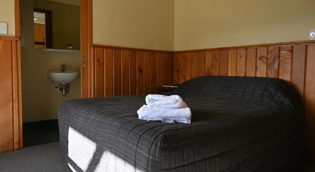 Студия Donegal House