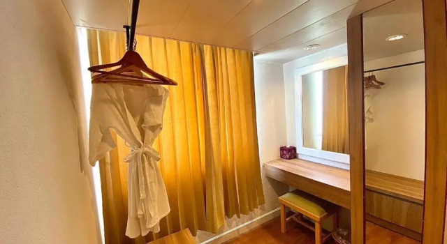 Номер Deluxe Thongtarin Hotel