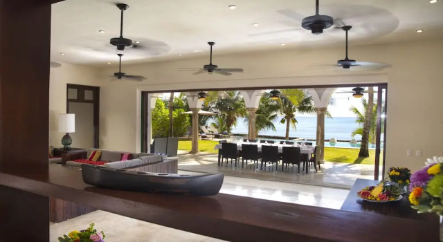 Hacienda Del Mar 7-15BR Villa Full Staff By RMH, Prenota Villa Hotel a Quintana Roo con parcheggio, Parcheggio