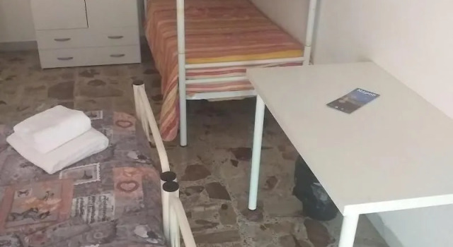 Alexander hostel, Prenota Ostello Hotel economici a Napoli