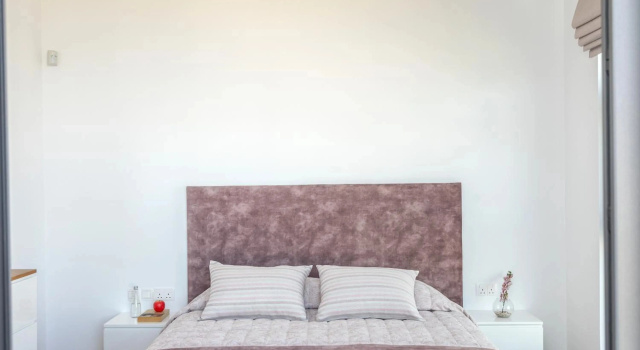 Villa Beach Heaven, walking distance to the beach, Забронировать Вилла Отели Пафоса с парковкой, Парковка