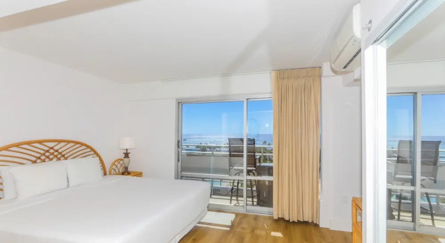 Номер Standard Ilikai Tower 943 Condo - Walk to the Beach, Shops & Restaurants! by RedAwning