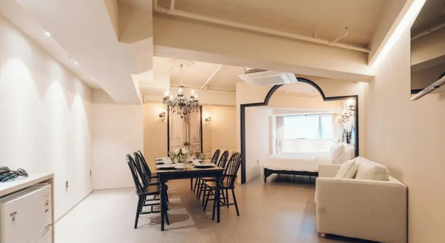 Четырёхместный номер Luxury MONTHLIV Euljiro Hotel Stay