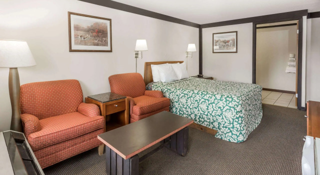 Knights Inn Racine, Rezervați Hotel Racine Wisconsin