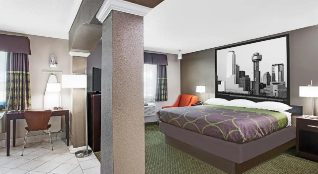 Люкс Super 8 by Wyndham Bedford DFW Airport West
