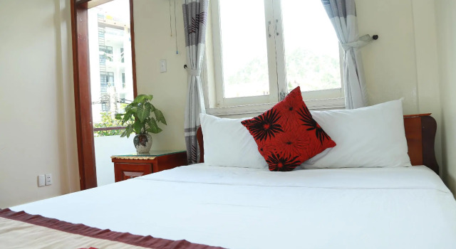 Двухместный номер Standard с балконом Thien Thanh Hotel