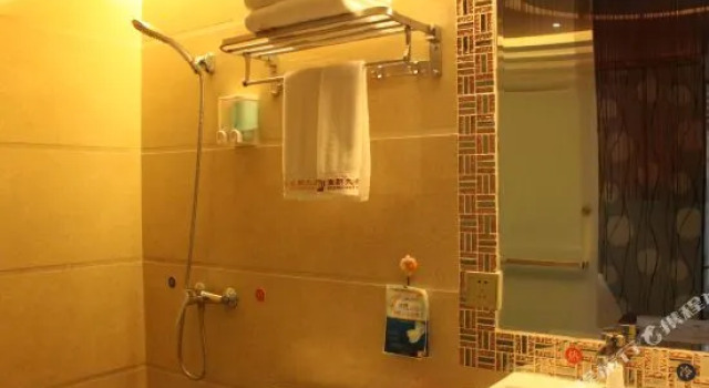 Huang Chao Hotel, Rezerwuj Hotel Luzhou Sichuan