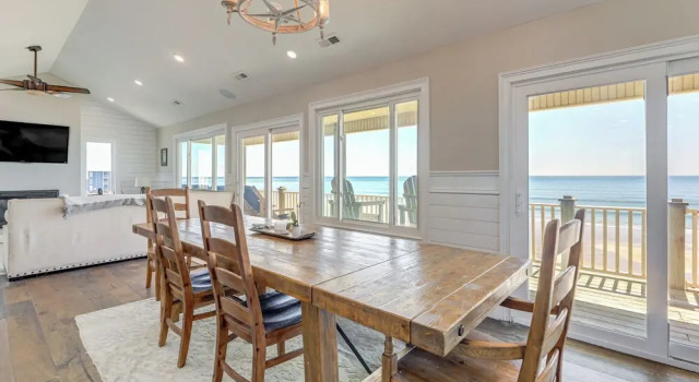 Hot Tub & Decks: North Topsail Beach Home