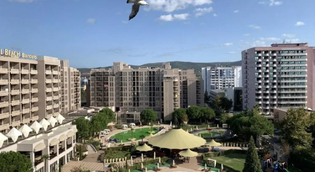 Апартаменты Menada Apartments in Royal Beach