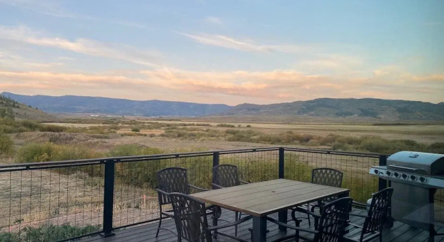 Коттедж с 4 комнатами 4br Mountain View Home - 5 Minutes to Granby Ranch 4 Bedroom Home