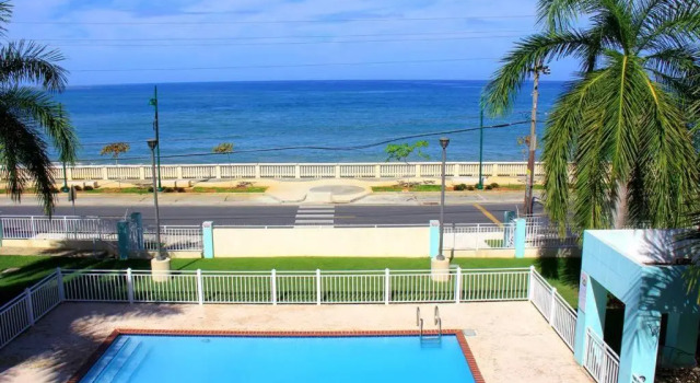 Апартаменты с 2 комнатами Summer all year! Oceanfront with Pool A/C