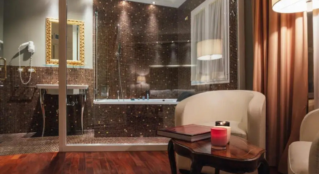 Номер Deluxe M House Art Hotel