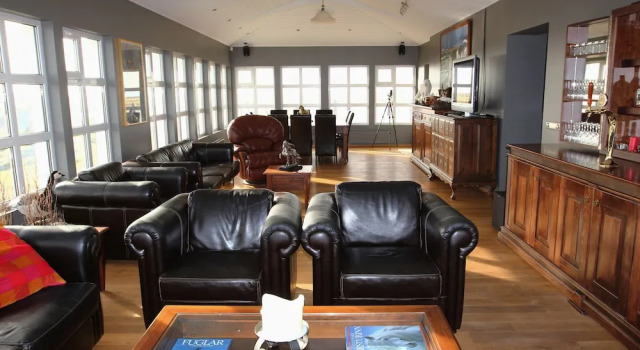 Ármót Guesthouse, Book Pension Hvolsvöllur East Iceland