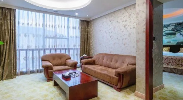 Люкс Executive Guangyuan International Hotel