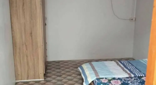Double Room fan Outer Bathroom 2, Забронировать Апартаменты/квартира Отели Районг с парковкой, Парковка