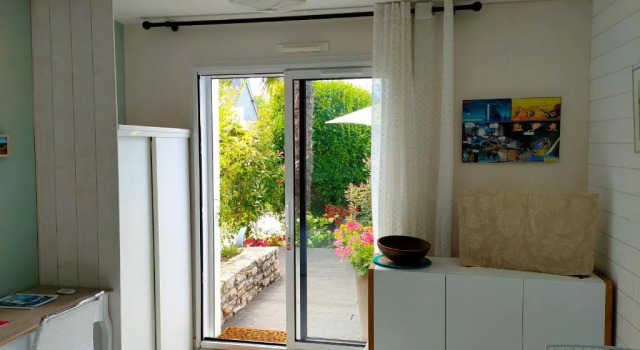 Коттедж Studio vue sur jardin à 3 mn en voiture de la mer