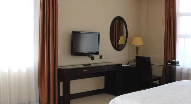 Lide Hotel, Book Hotel Hoteller i Qujing med pool, Swimmingpool