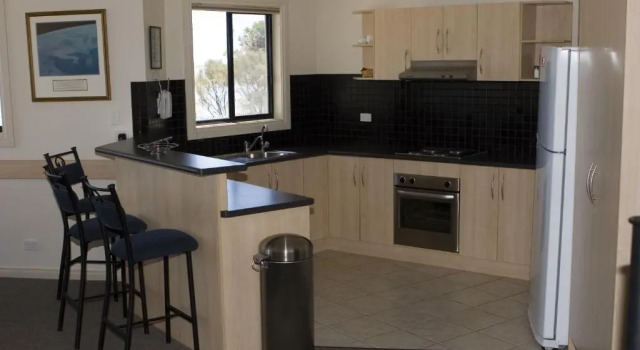 Апартаменты Cliff House Beachfront Villas