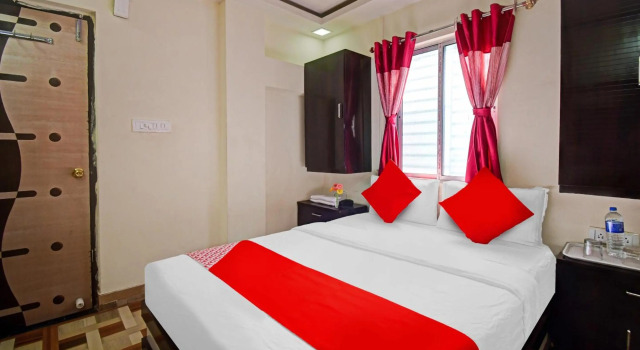 OYO Flagship 80512 Hotel New Aamaze Inn, Prenota Hotel Calcutta 