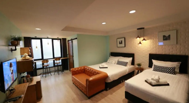 Трёхместный номер Deluxe Adagio Bangkok