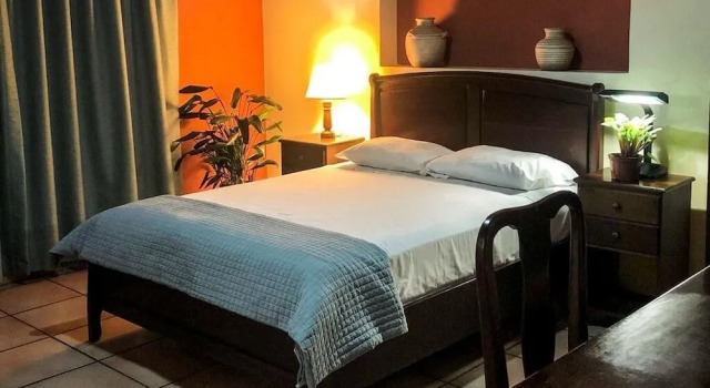 Hotel Alsacia, Book Hotel Hoteller i Francisco Morazan med parkering, Parkering