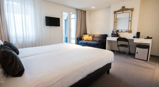 Двухместный номер Comfort с балконом Hotel Promenade