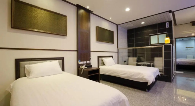 Четырёхместный номер Standard Xianfeng B&B