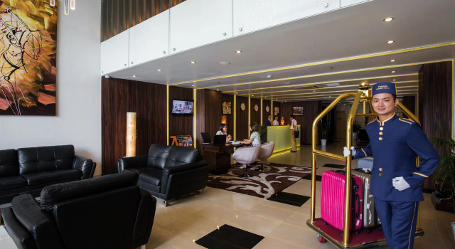 Parkside Sunline Hotel