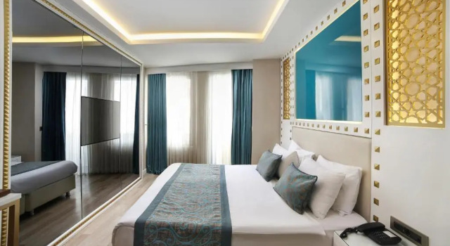 Семейный люкс Luxury с 3 комнатами Great Fortune Hotel & Spa