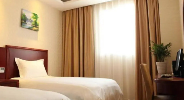 GreenTree Inn Kunshan Huaqiao Building materials Conch Hotel