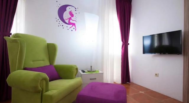 Студия с балконом и с видом на море Apartments Grand