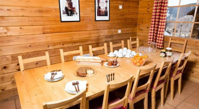 Chalet 6 chambres avec jacuzzi et parking, La Tania - FR-1-513-72, Забронировать Шале Виллы Овернь-Рона-Альпы, Вилла