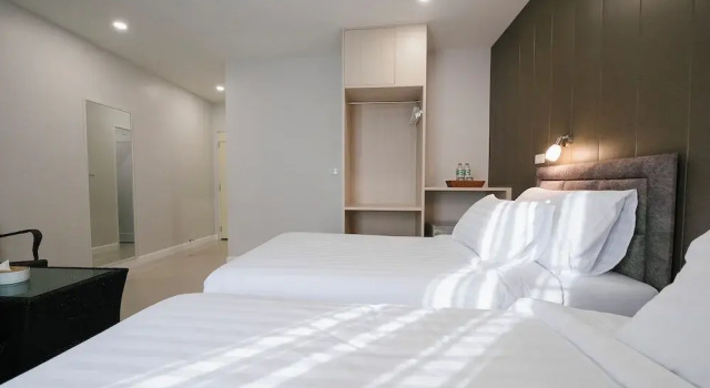 Номер Standard Eng Fah Luang Hotel