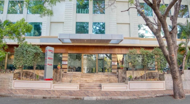 7 Apple Hotel - Viman Nagar Pune, Rezerwuj Hotel Hotele w Viman Nagar z parkingiem, Parking