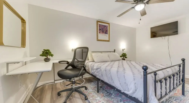 Quiet Vacation Rental in Peachtree City w/ Yard!, Rezerwuj Hotel Peachtree City Georgia