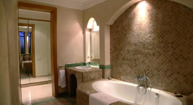 Вилла Mexance Villa with large hosting capacity, private heated pool, Fitness and SPA
